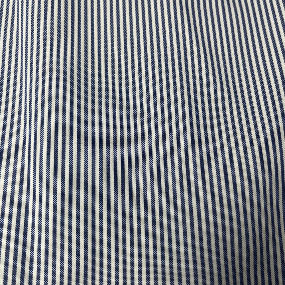 Charles Tyrwhitt Button Down Shirt Mens 17/37 Blue Pinstripe Non Iron Classic - Picture 6 of 6